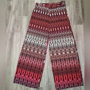 Sharagano Women's Vibrant Red and Black Palazzo Pants Medium